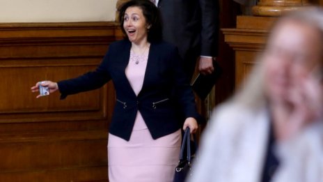 Десислава Танева пак оглави земеделското министерство