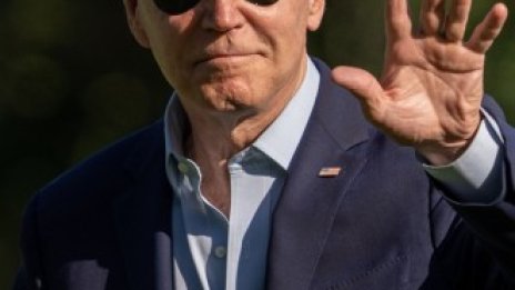 Подкрепата за Байдън намалява в собствения му лагер