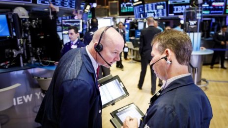 Щатските индекси приключиха полугодието с двуцифрени ръстове