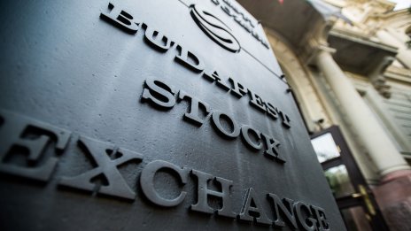 Единствено Будапеща в ЦИЕ затвори на червено 