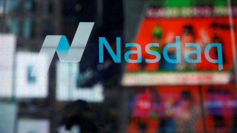 Технологичният индекс Nasdaq се насочва към тридневна печеливша серия*