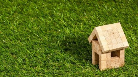 Богатите и възрастни американци все по-често излизат на пазара на наеми