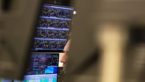 Европейските индекси започват седмицата с леки повишения