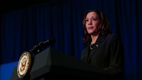 „Невидимата“ Камала Харис се затруднява да спечели Европа на своя страна