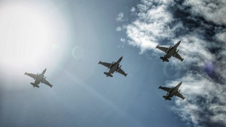 Държавата прекрати обществена поръчка за ремонт на двигатели за МиГ-29