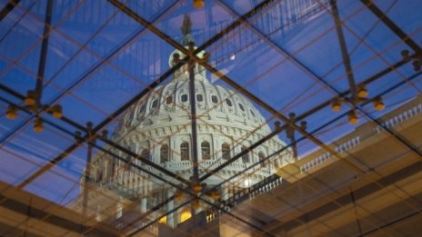 САЩ прекратиха нормалните търговски отношения с Русия и Беларус