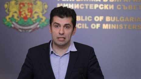 Politico: Войната в Украйна разкри продължителното влияние на Кремъл върху България 