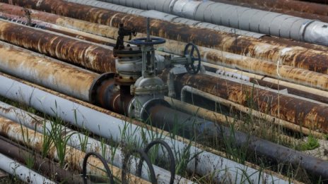 Петролът поскъпва за трета поредна сесия след атаките в Саудитска Арабия*