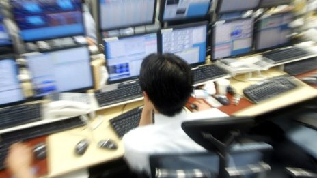 Корпоративни новини оживиха европейските фондови пазари