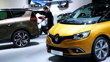 Renault отчита рекордни продажби и печалба за 2017 г.