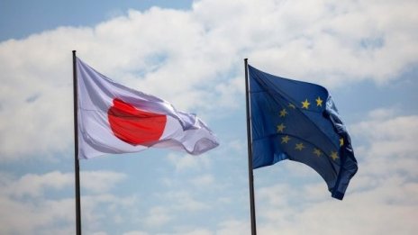 Ще се присъедини ли и Япония към AUKUS?