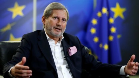Брюксел: Сърбия и Черна гора се очаква да влязат в ЕС през 2025 г.
