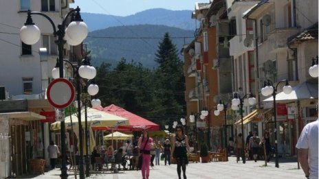 Жители на Велинград искат спиране на концесия за добив на волфрам