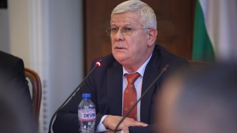 Вътев: Не е притеснително България да се откаже от забраната за внос на украинско зърно