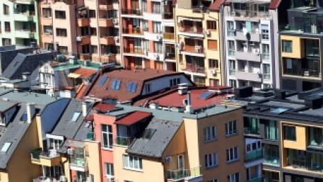 Новото строителство и големите жилища са най-търсени в София