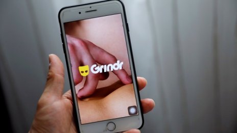 Китайската гейминг компания Beijing Kunlun планира IPO на приложението Grindr