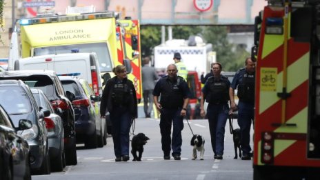 Великобритания повиши степента за терор до максималната*