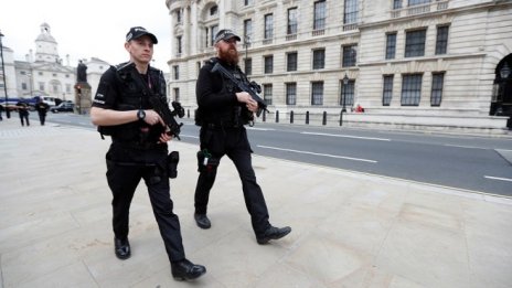 Британската полиция задържа заподозрян, свързан с атентата в лондонското метро