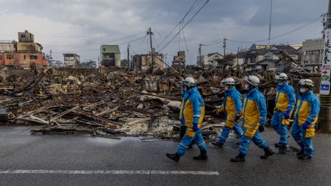 Япония продължава да живее в сянката на ново мегаземетресение