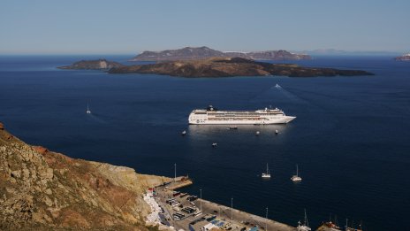 Тайланд на Европа: Чужденците получават мечтаната почивка в Гърция, а местните гледат отстрани