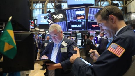 Новините от търговския фронт обнадеждиха Wall Street*