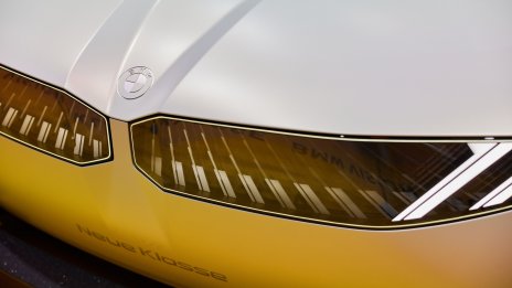 BMW залага на нов вид батерии в своя амбициозен план за електрификация