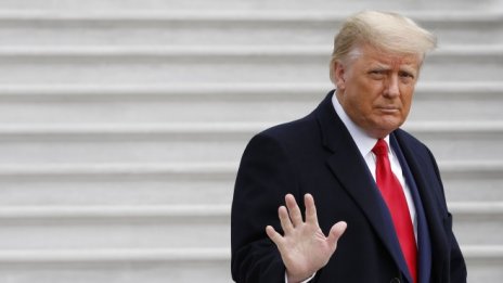 Личният банкер на Тръмп в Deutsche напуска банката