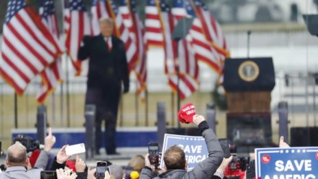 Щатските медии: Тръмп е бил въодушевен от щурма на Капитолия