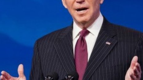 Байдън нарече метежниците от Капитолия "местни терористи"