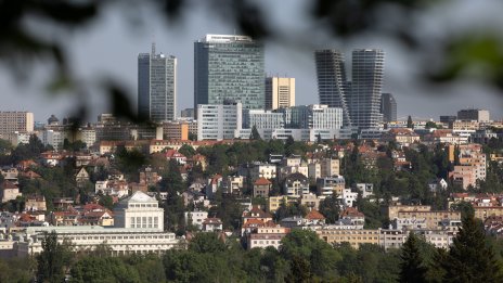 Търсенето на офиси в Прага е рекордно, но строителството им е с 50% под нивата преди Covid