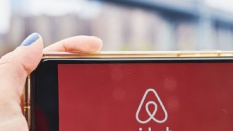 Великобритания въвежда по-строги правила за краткосрочните наеми 