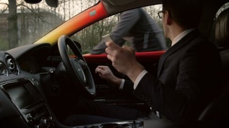 Колите на Jaguar Land Rover ще ни потупват по рамото при опасност