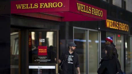Wells Fargo задмина прогнозите за печалбата си