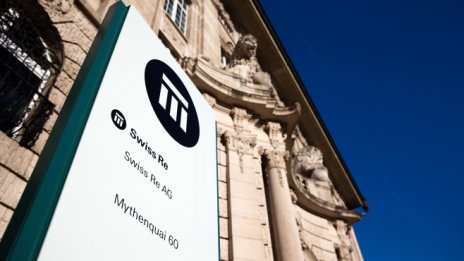 Първото полугодие донесе на Swiss Re нетна загуба от 1,1 млрд. долара