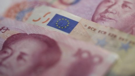 Китай продаде първата си емисия еврови облигации с отрицателна доходност