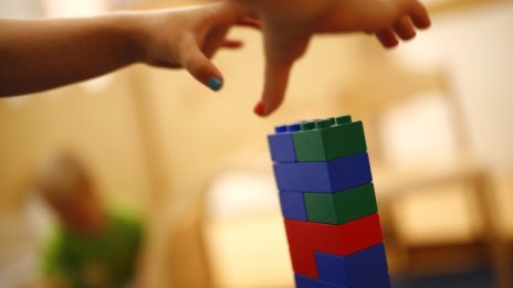 Lego прекратява партньорството си с Shell заради натиск от Greenpeace