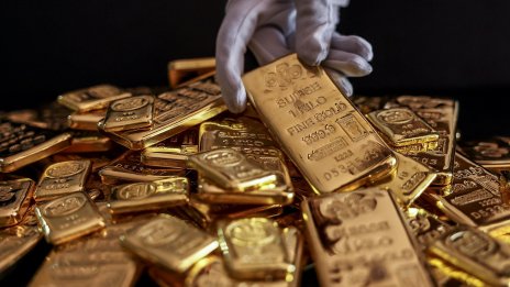 Русия за първи път извършва физическа продажба на злато от резервите си