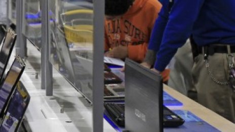 Асбис: Българският IT-пазар отчита спад от 25% в приходите от продажби 