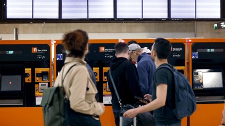 Как е възможен срив в електрозахранването като този в Испания и Португалия?