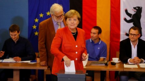 Томас Оперман: Липсата на правителство в Германия ще е катастрофа за Европа