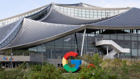 Със силна печалба за тримесечието Alphabet отново увеличава капиталовите разходи