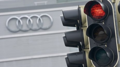 Служители на Audi и BMW стачкуват с искане за по-високи заплати