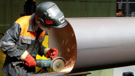 Икономическият ръст се забавя до 3,6% през четвъртото тримесечие