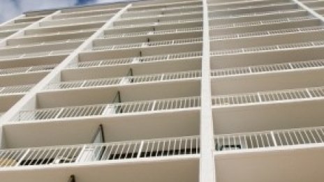 Най-бурните жилищни пазари в Азия се успокояват, достига ли Америка дъното?