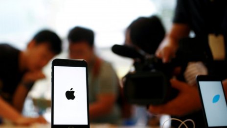 Apple придоби стартъп за машинно обучение 