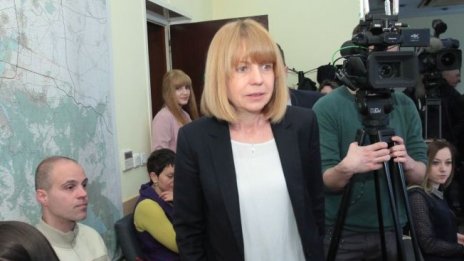 Фандъкова: Заплатите на шофьорите в столичния градски транспорт ще надхвърлят 1800 лв.