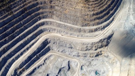 Руският фонд за преки инвестиции ще влее 2,7 млрд. долара в миннодобивна компания