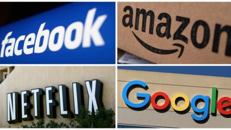 Защо на Facebook и Google им беше позволено да станат толкова големи?