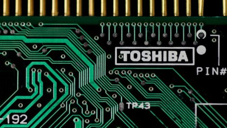 Toshiba обмисля нови опции за бизнеса си с чипове 