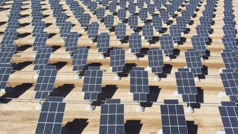 Какви ще бъдат последиците от напредването на прехода към възобновяема енергия?